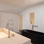 Charisma Estate * אויה