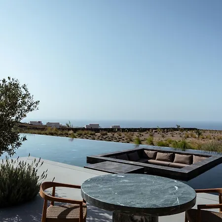 Charisma Estate * イア