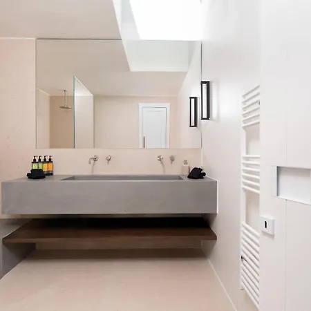 ヴィラ Charisma Estate