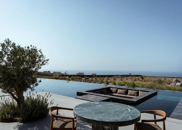 Charisma Estate * Ia