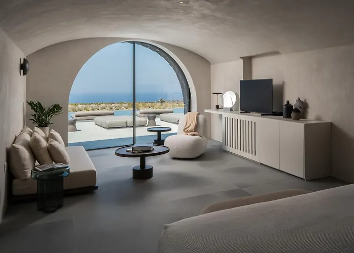 Charisma Estate * Ia