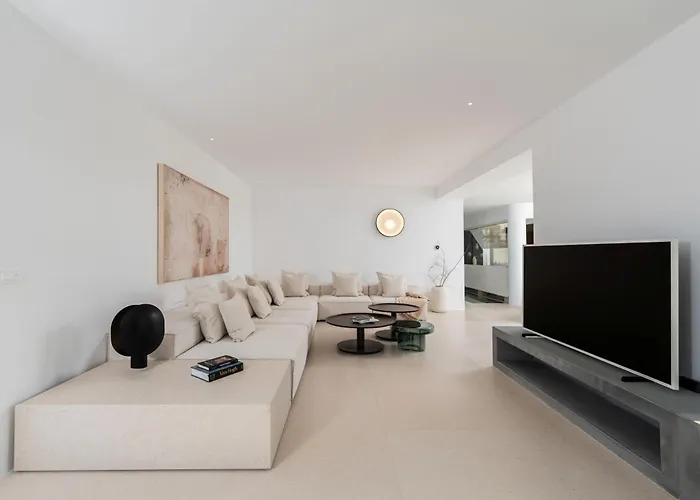 Charisma Estate * Oia (Santorini)